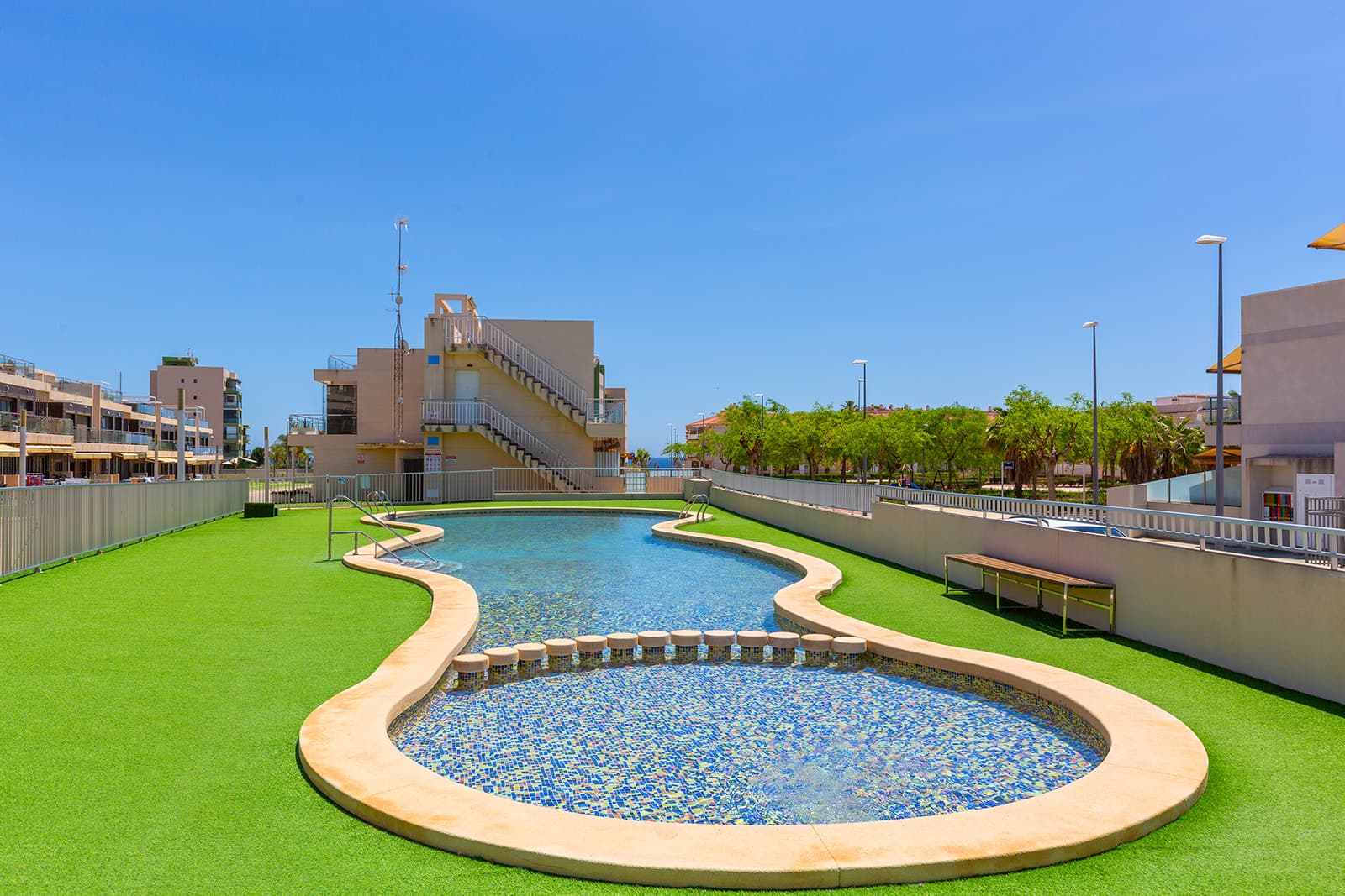 Apartamento Planta Media de 4 dormitorios en Pilar de la Horadada