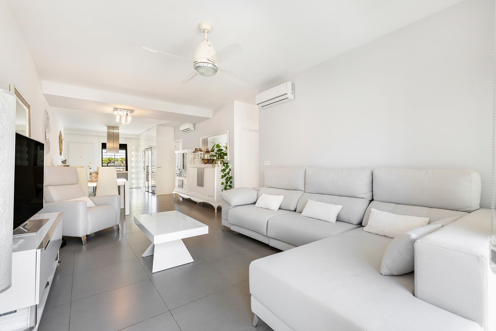Apartamento Planta Media de 4 dormitorios en Pilar de la Horadada