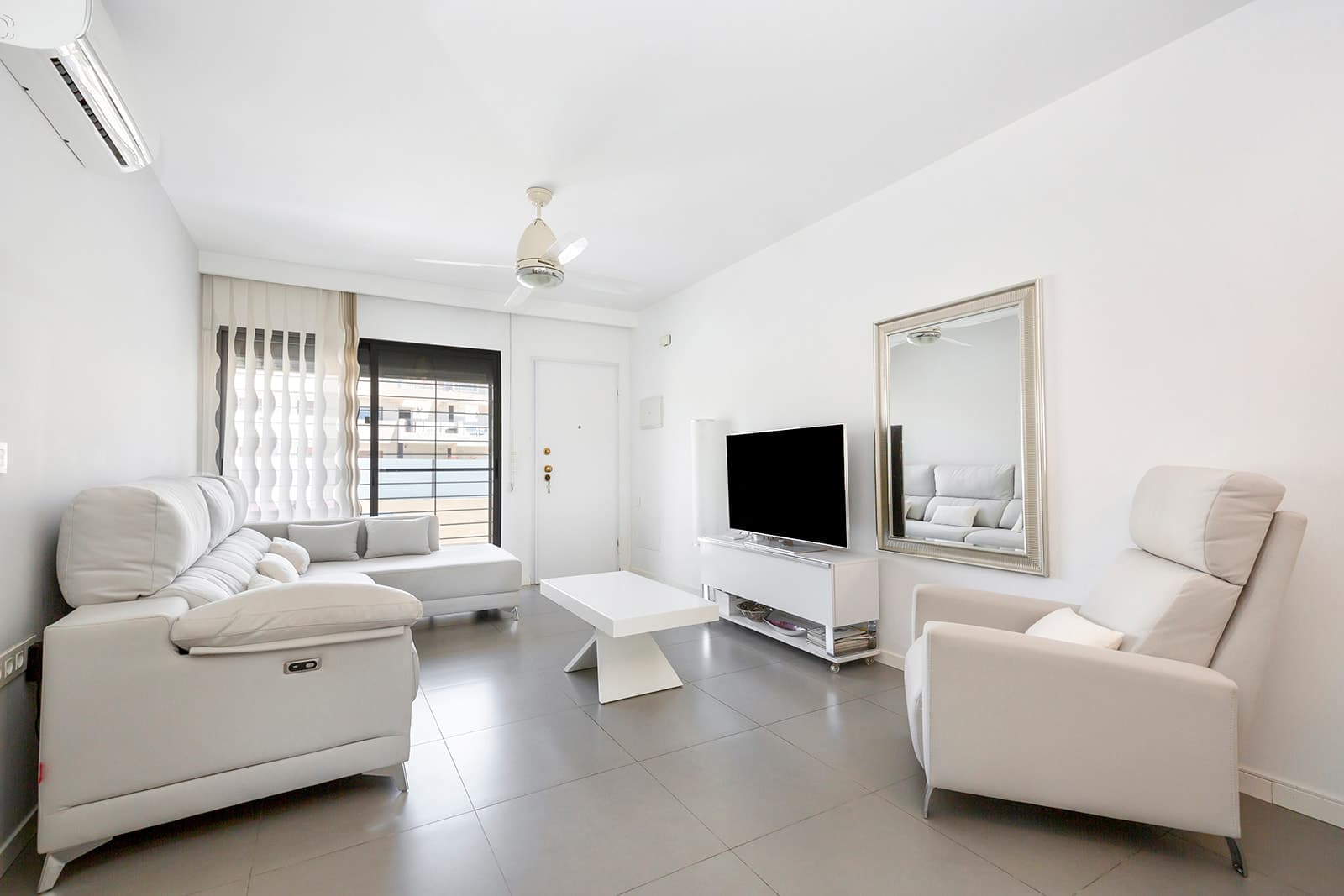 Apartamento Planta Media de 4 dormitorios en Pilar de la Horadada