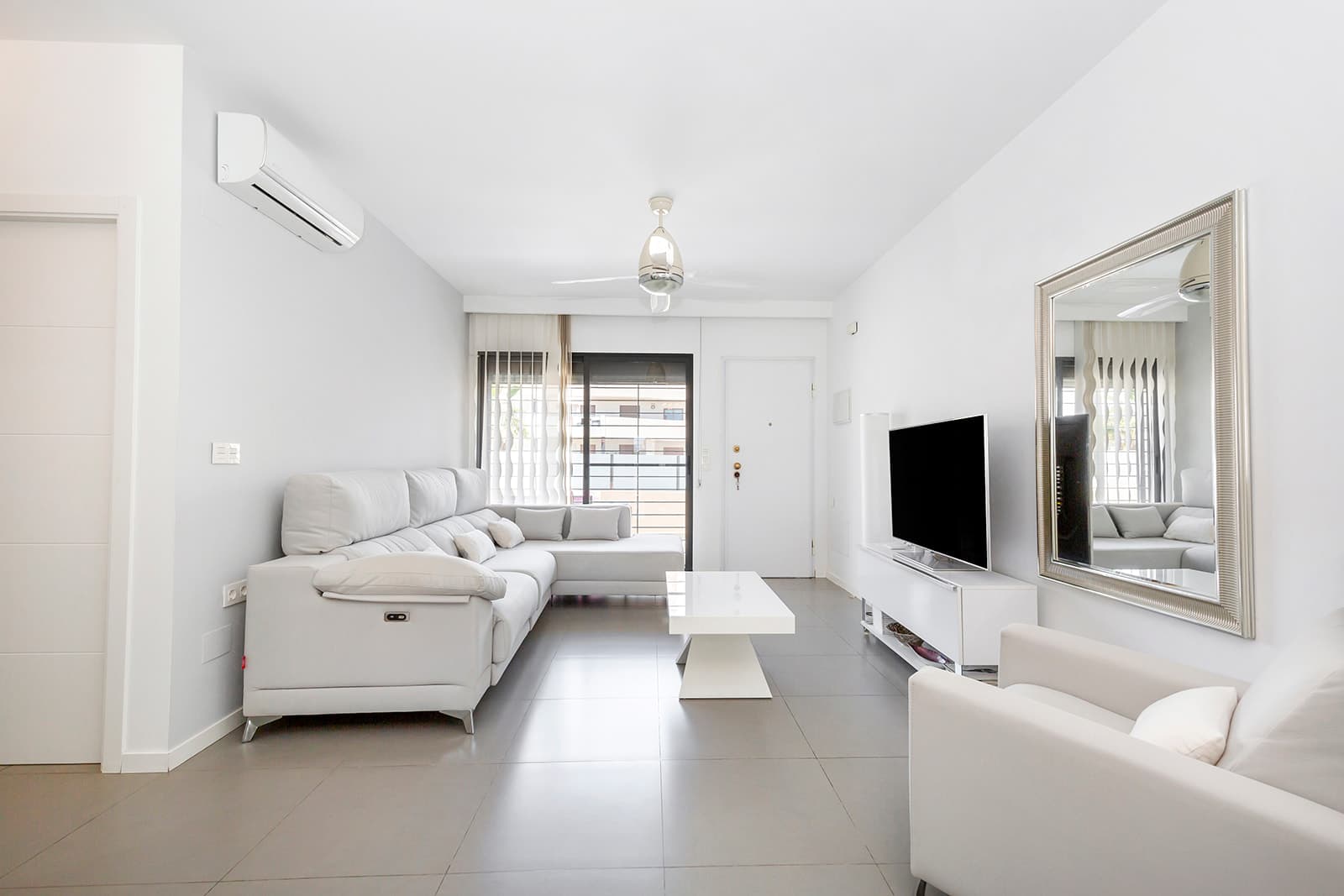 Apartamento Planta Media de 4 dormitorios en Pilar de la Horadada