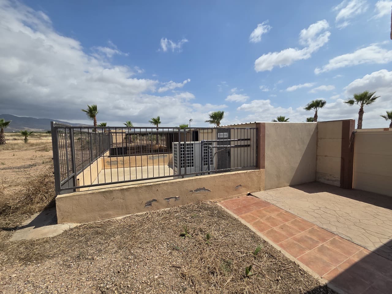 Villa - Chalet de 6 dormitorios en Fuente Alamo de Murcia