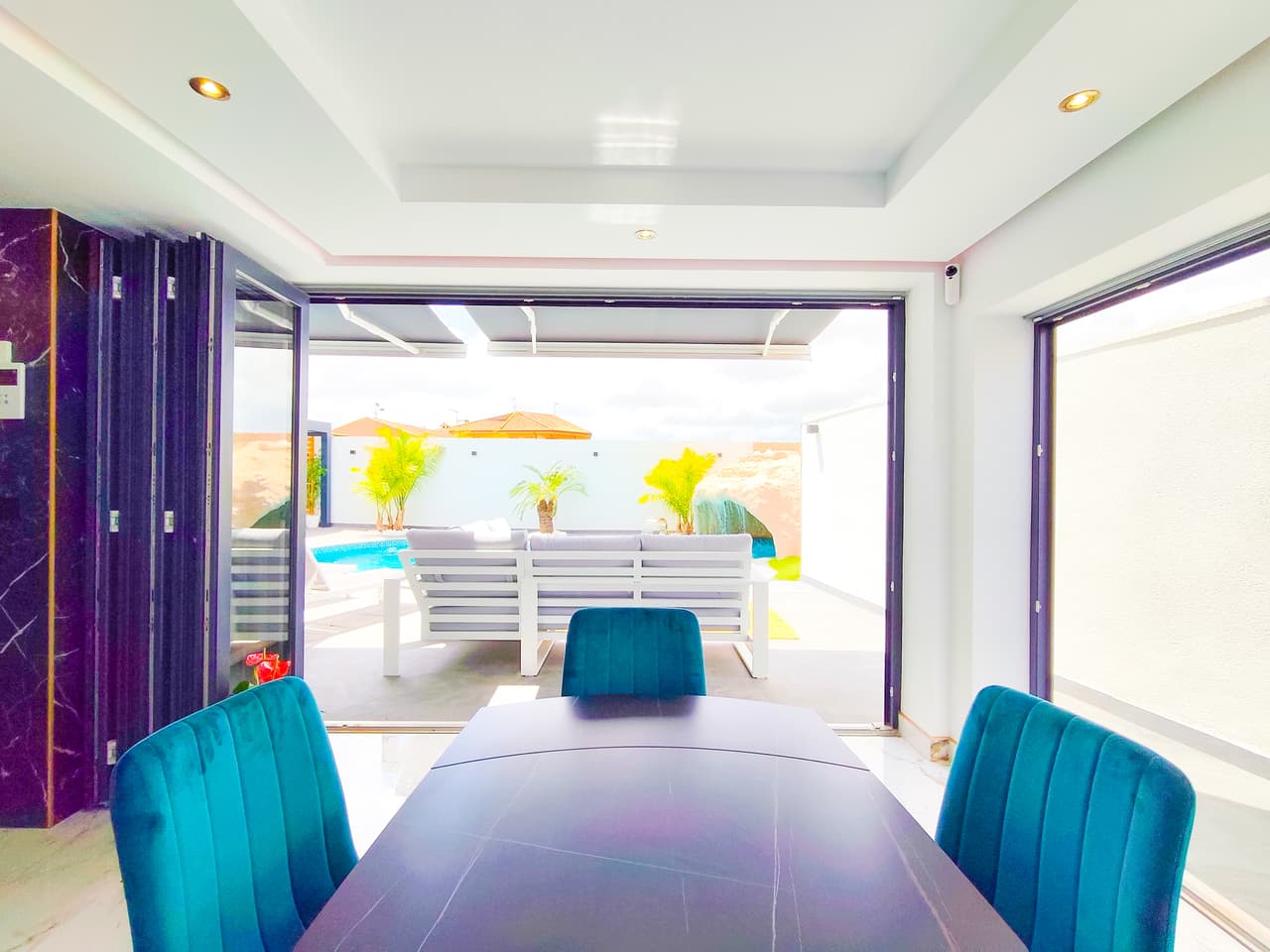 5 bed Townhouse in Los Urrutias