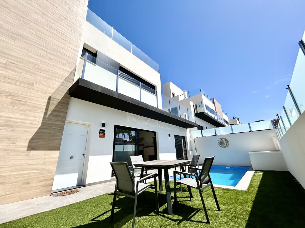 2 bed Detached Villa in Villamartin