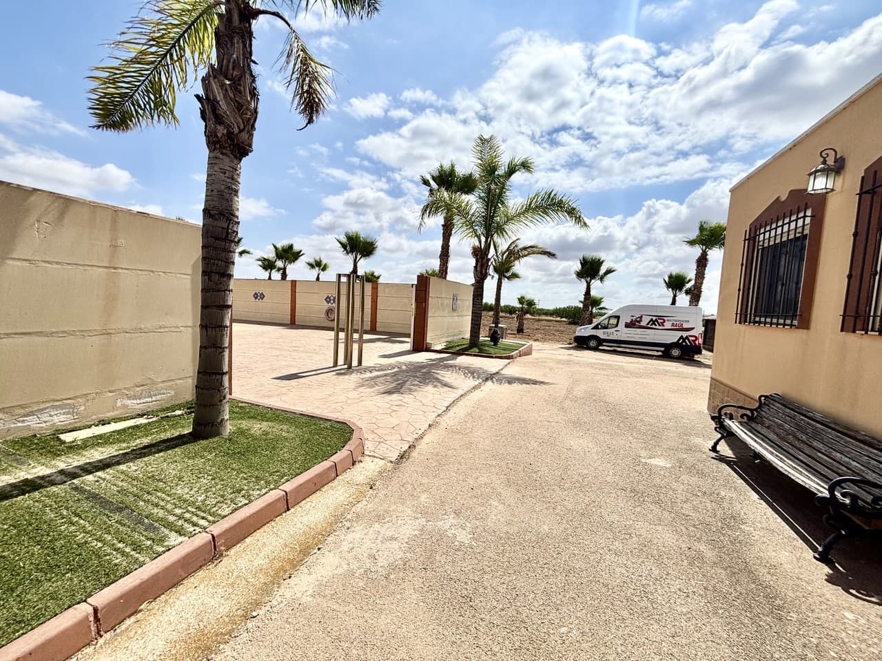 Villa - Chalet de 6 dormitorios en Fuente Alamo de Murcia