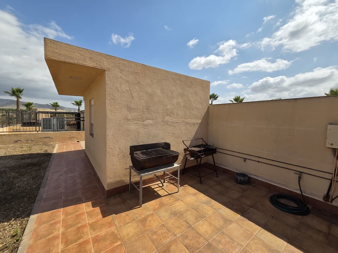Villa - Chalet de 6 dormitorios en Fuente Alamo de Murcia