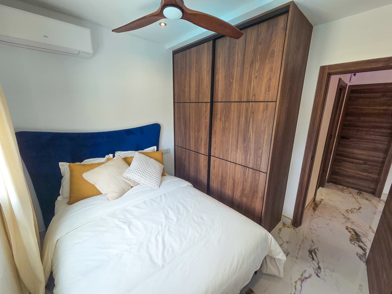 5 bed Townhouse in Los Urrutias