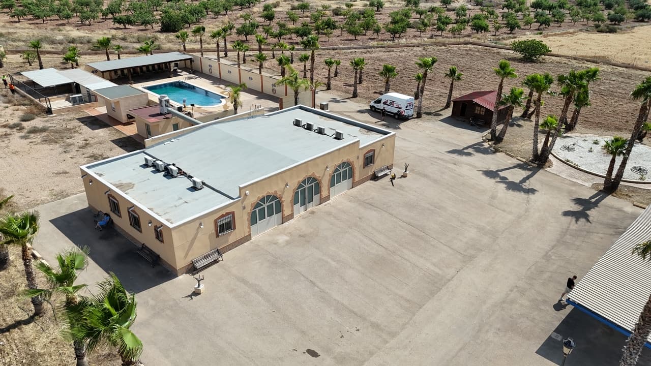 Villa - Chalet de 6 dormitorios en Fuente Alamo de Murcia