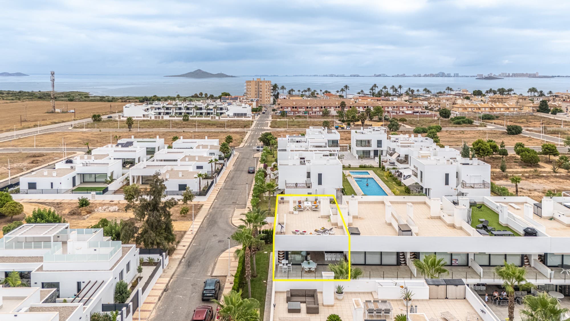 3 bed Middle Floor Apartment in Mar de Cristal