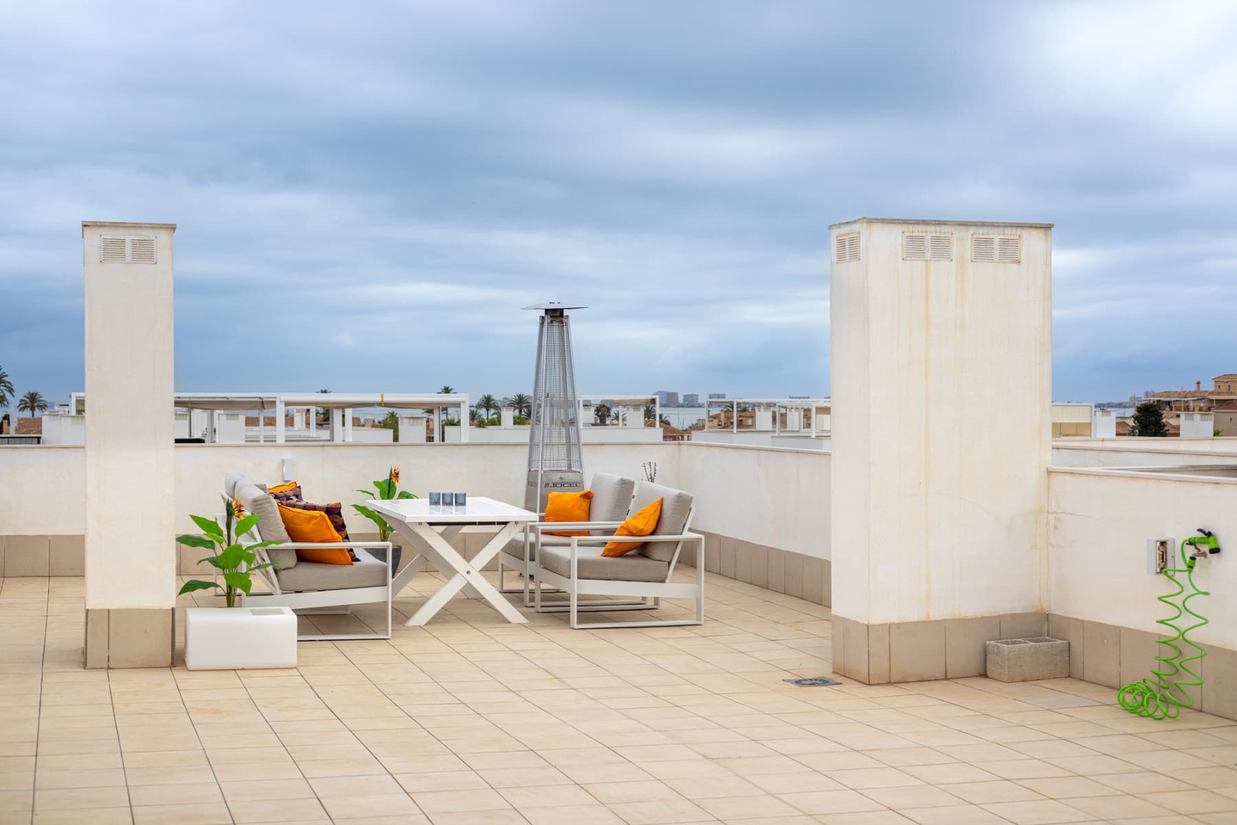 3 bed Middle Floor Apartment in Mar de Cristal