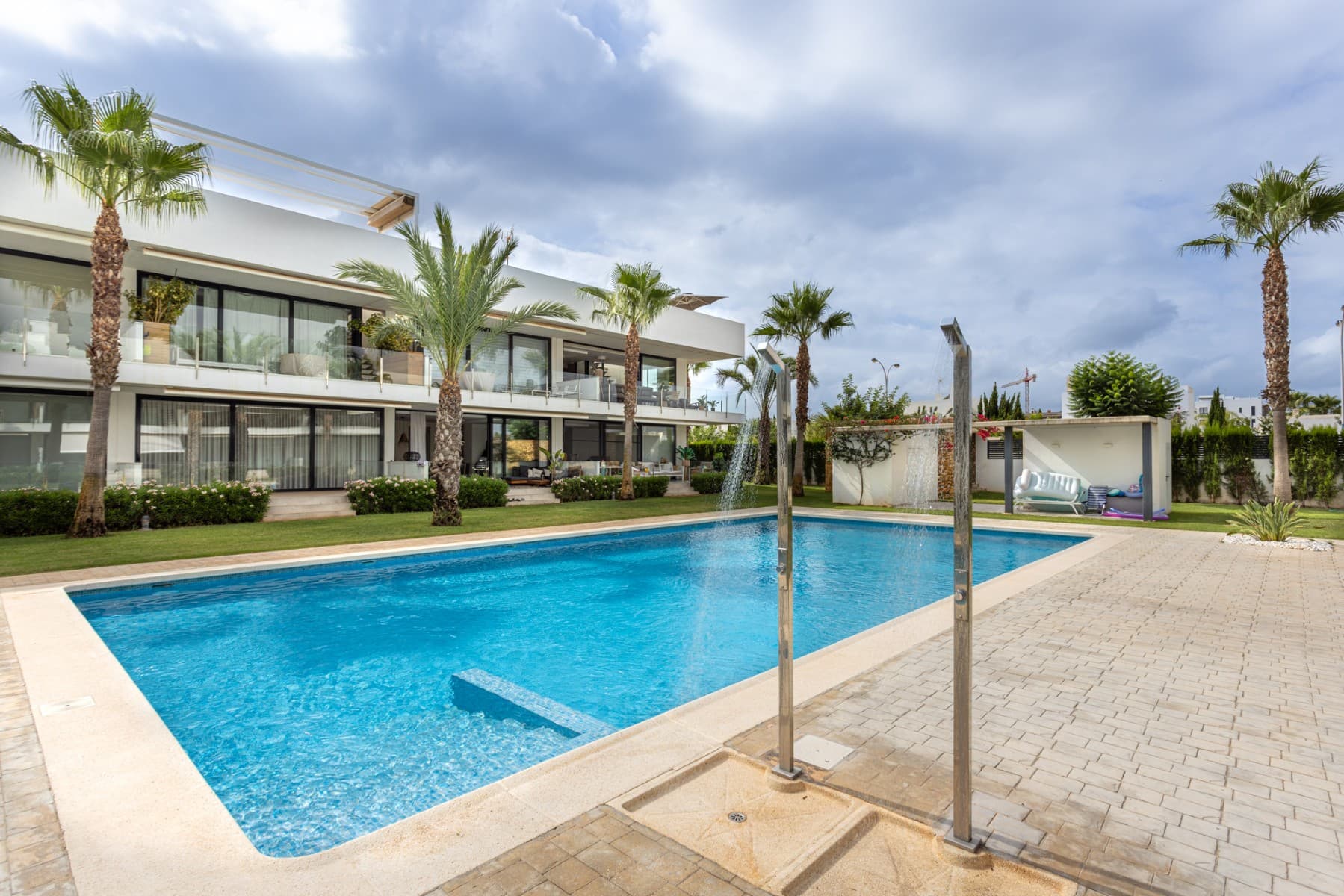 3 bed Middle Floor Apartment in Mar de Cristal