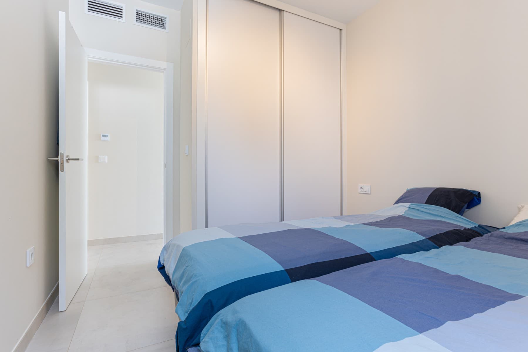 3 bed Middle Floor Apartment in Mar de Cristal