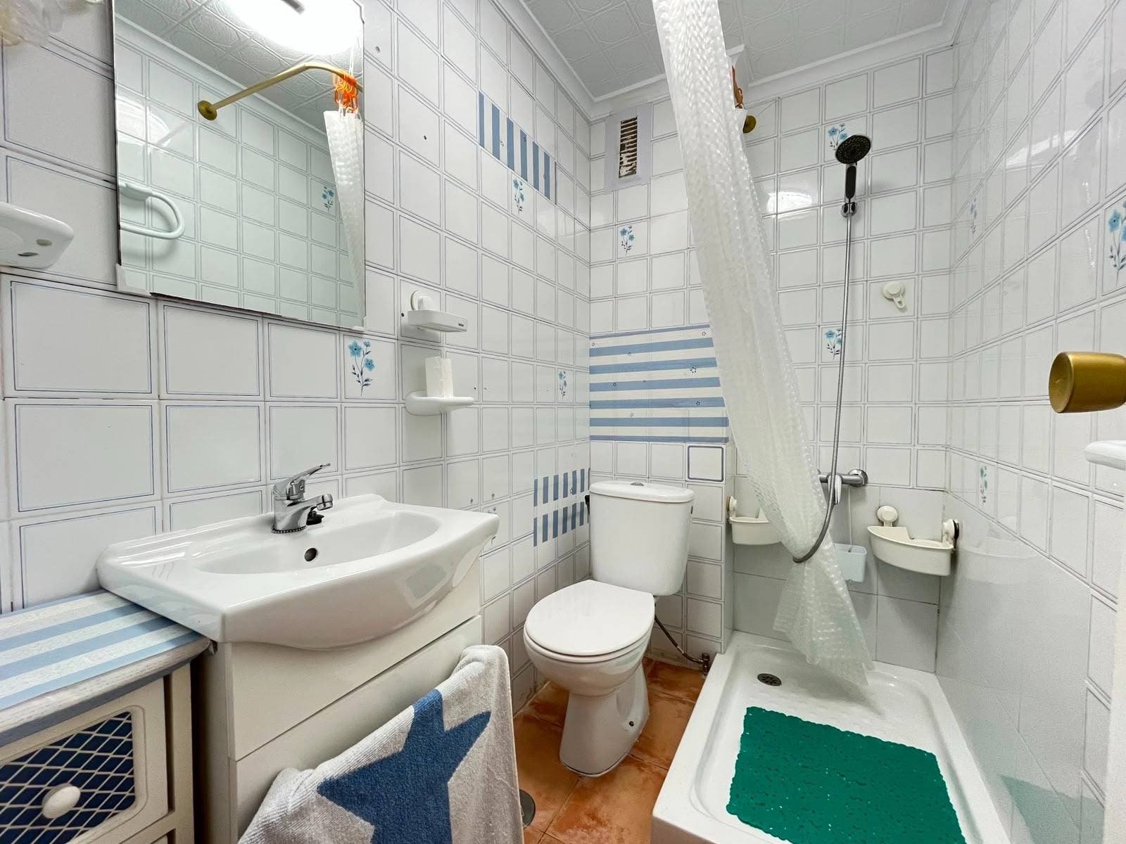 3 bed Middle Floor Apartment in Lo Pagan