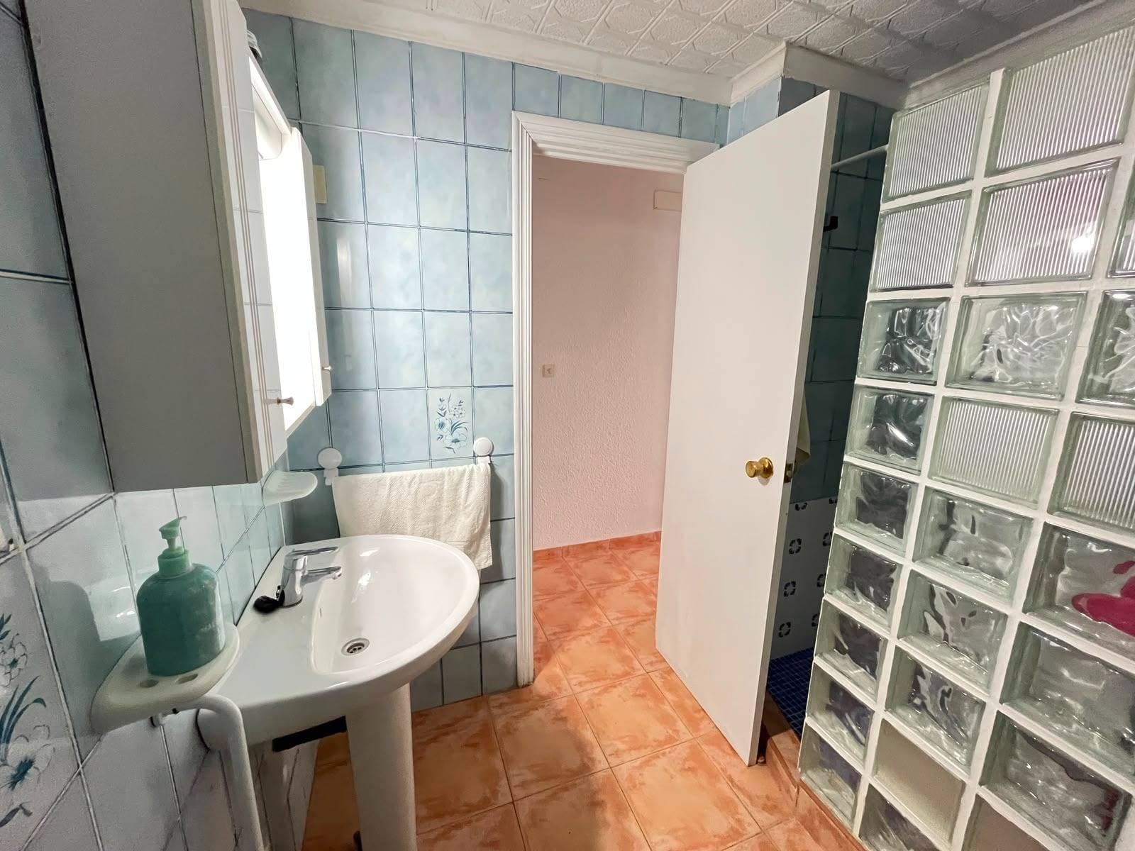 3 bed Middle Floor Apartment in Lo Pagan