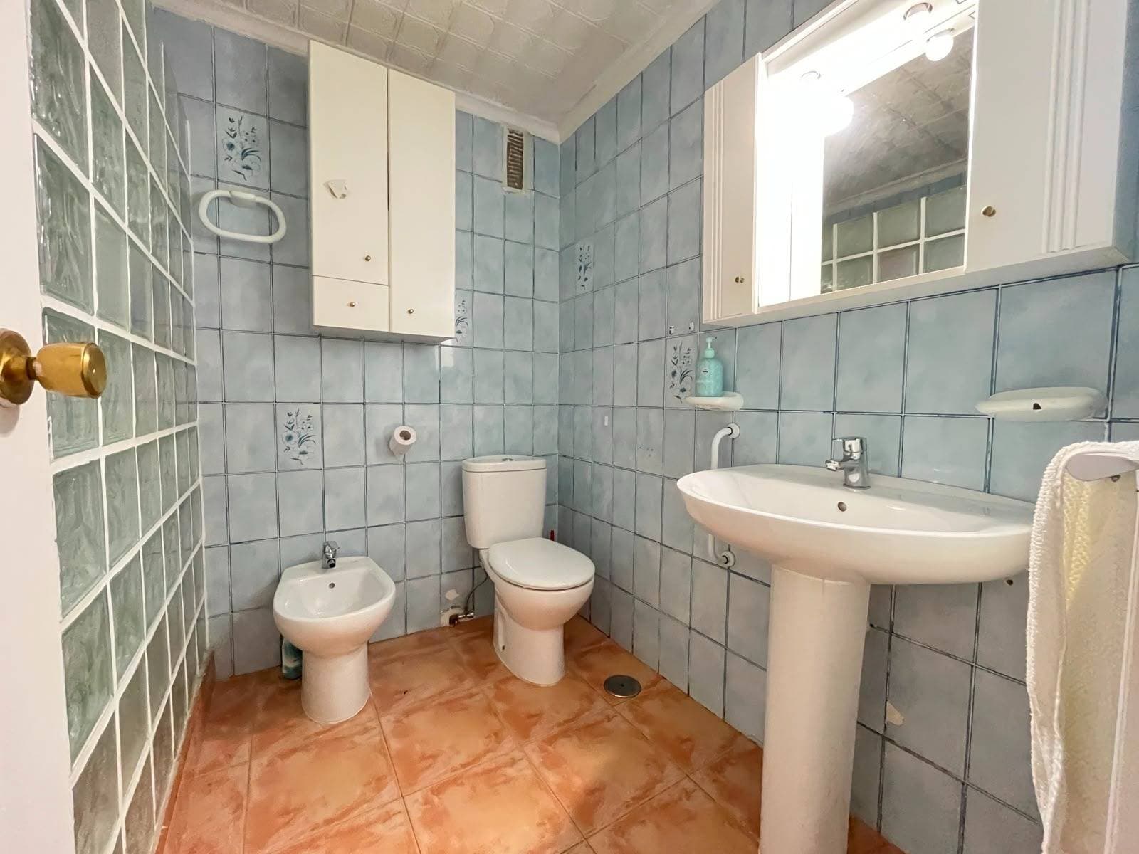 3 bed Middle Floor Apartment in Lo Pagan
