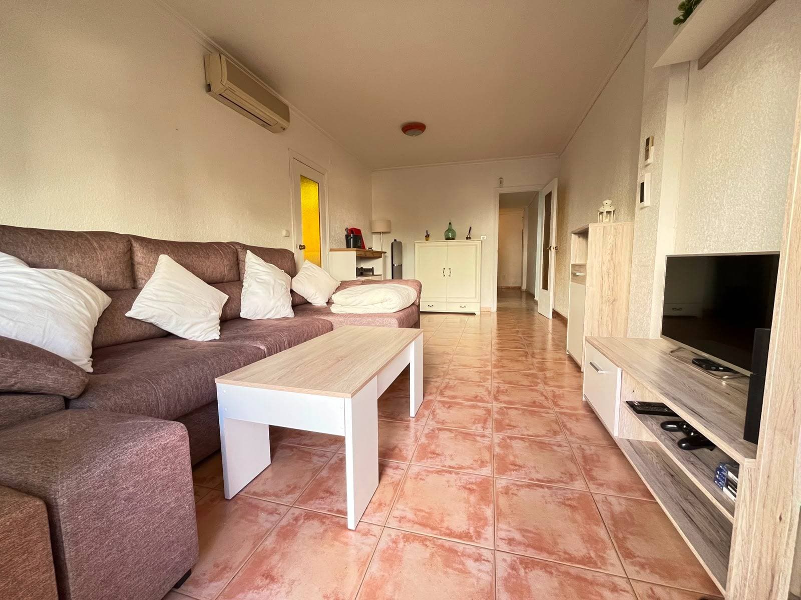 3 bed Middle Floor Apartment in Lo Pagan