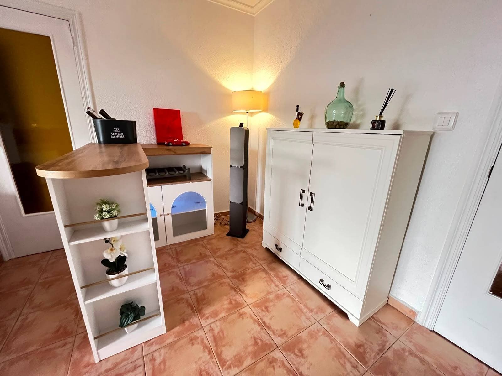 3 bed Middle Floor Apartment in Lo Pagan