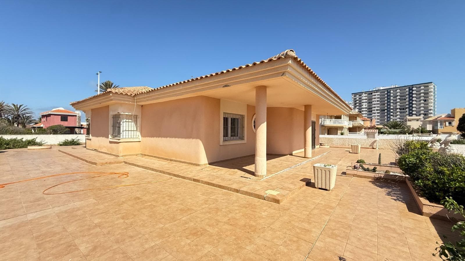 4 bed Detached Villa in La Manga Del Mar Menor
