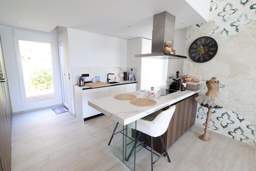 Villa - Chalet de 3 dormitorios en Algorfa