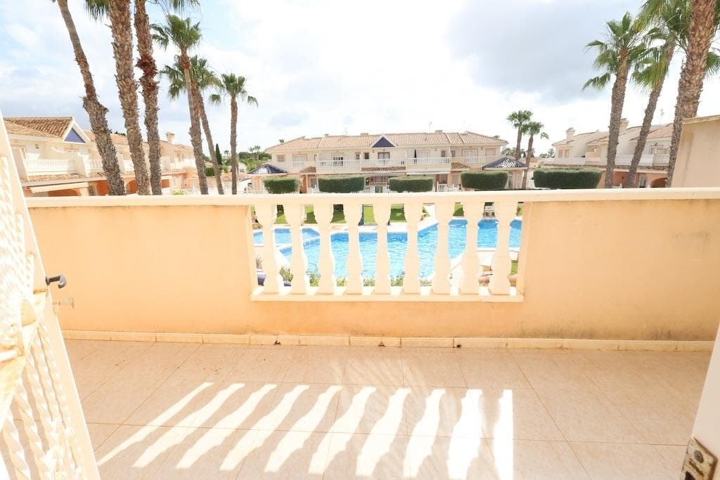 5 bed Townhouse in Rojales