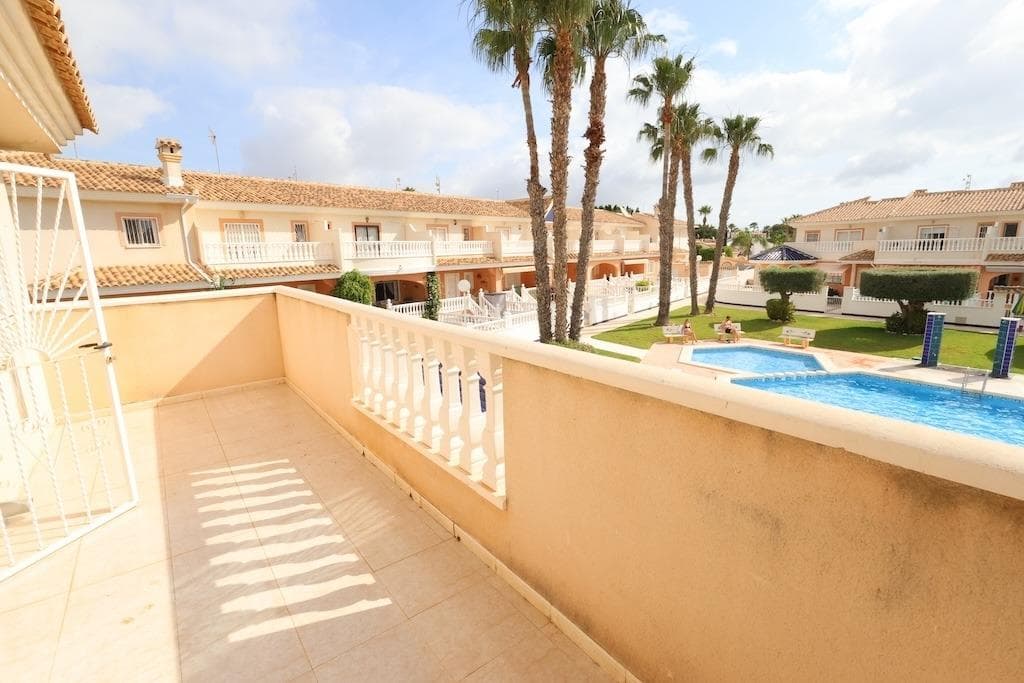 5 bed Townhouse in Rojales