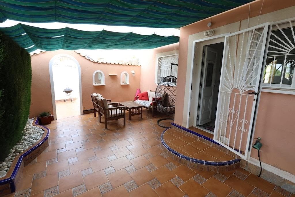 5 bed Townhouse in Rojales