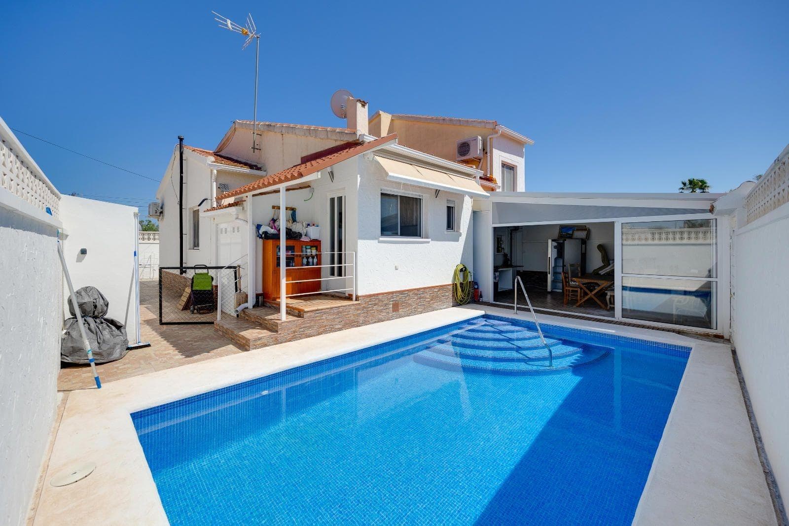 3 bed Detached Villa in San Fulgencio