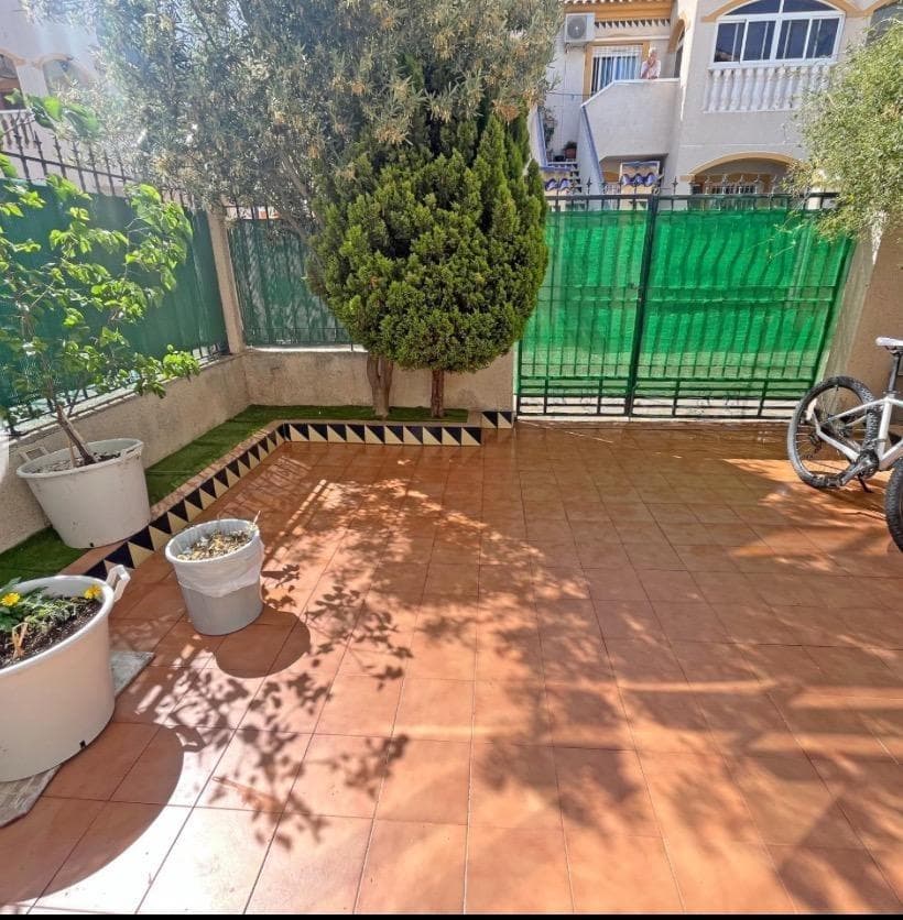 2 bed Townhouse in Guardamar del Segura