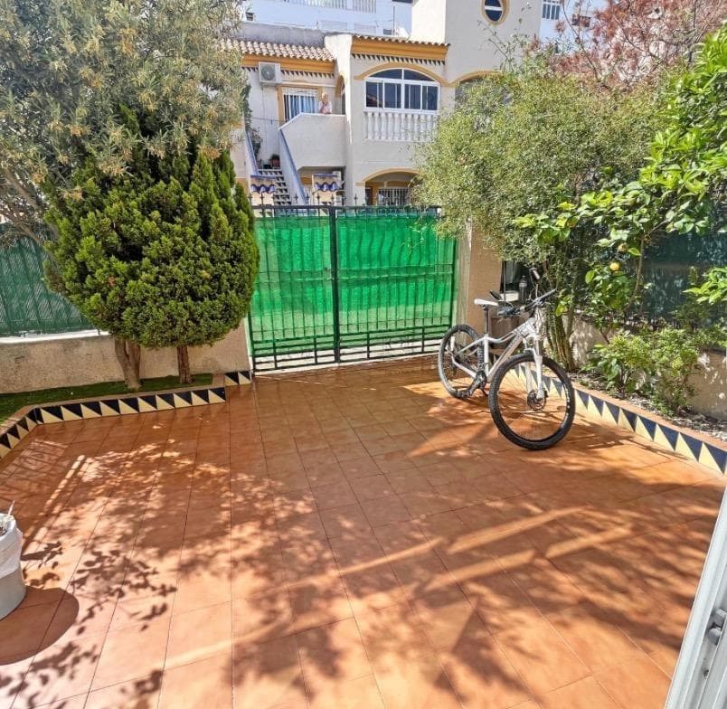 2 bed Townhouse in Guardamar del Segura