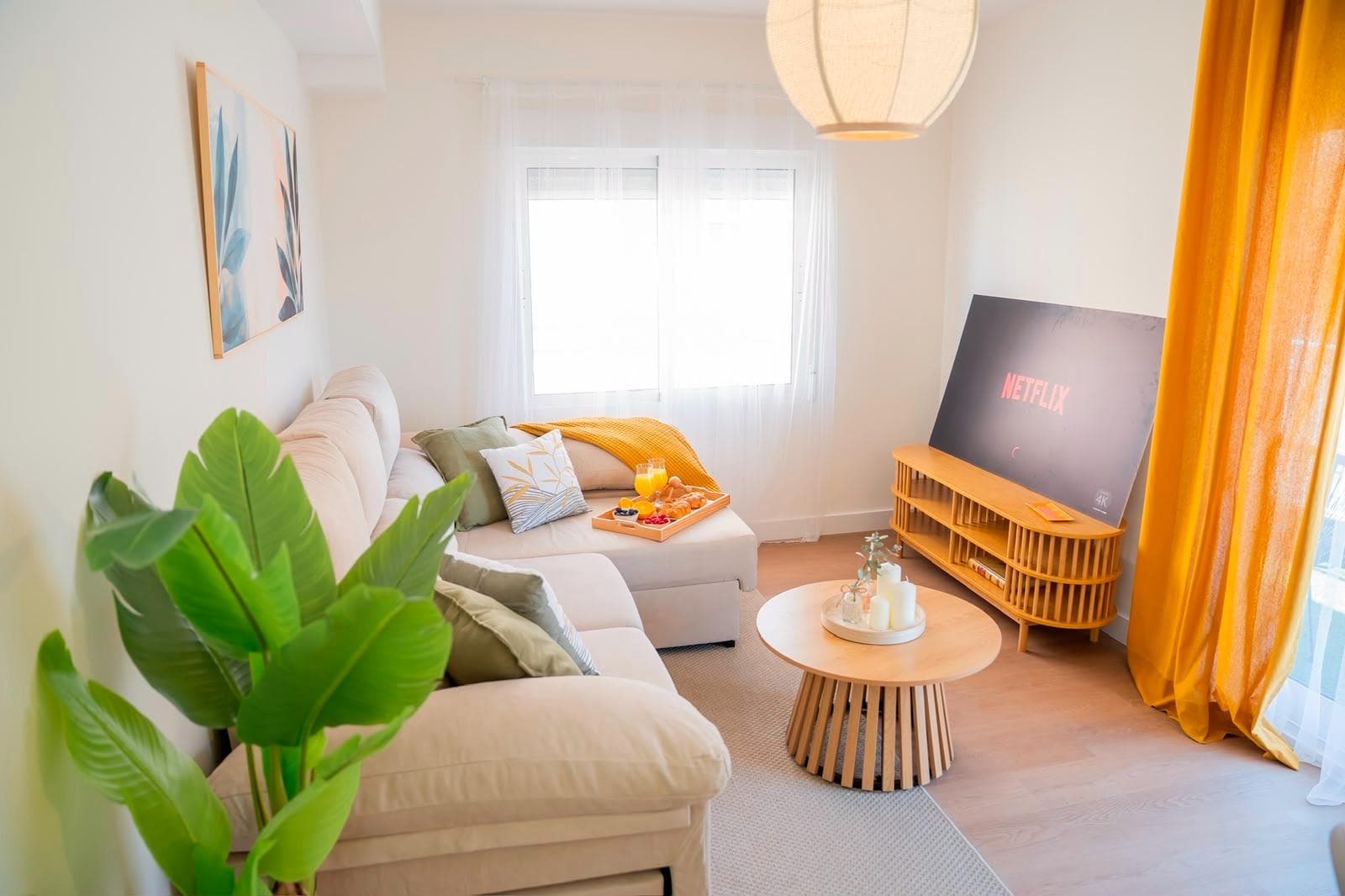 3 bed Middle Floor Apartment in Lo Pagan