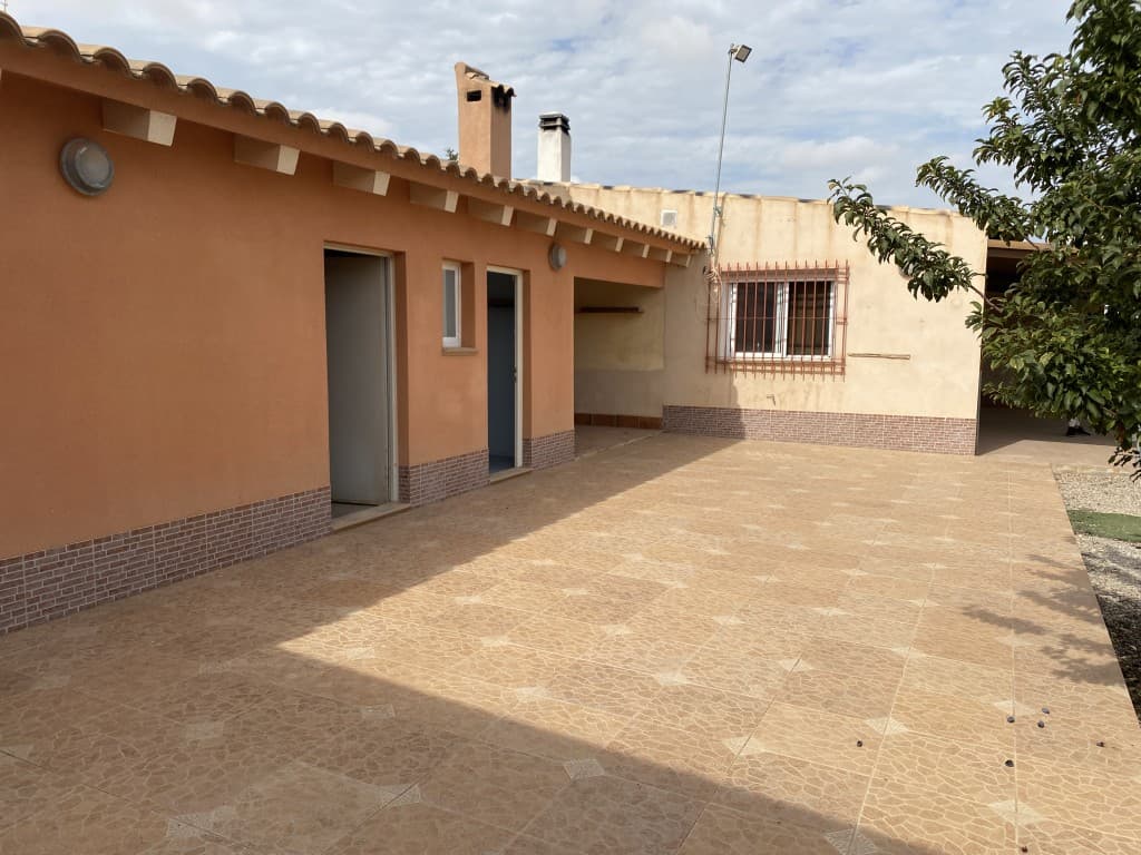 Adosada de 4 dormitorios en Fuente Alamo de Murcia