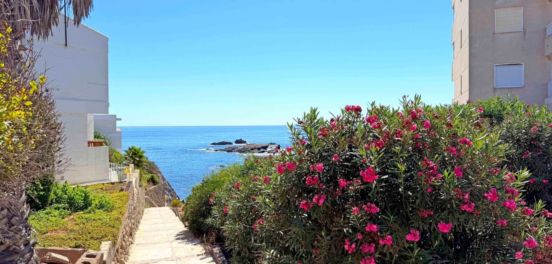 3 bed Middle Floor Apartment in Cabo de Palos