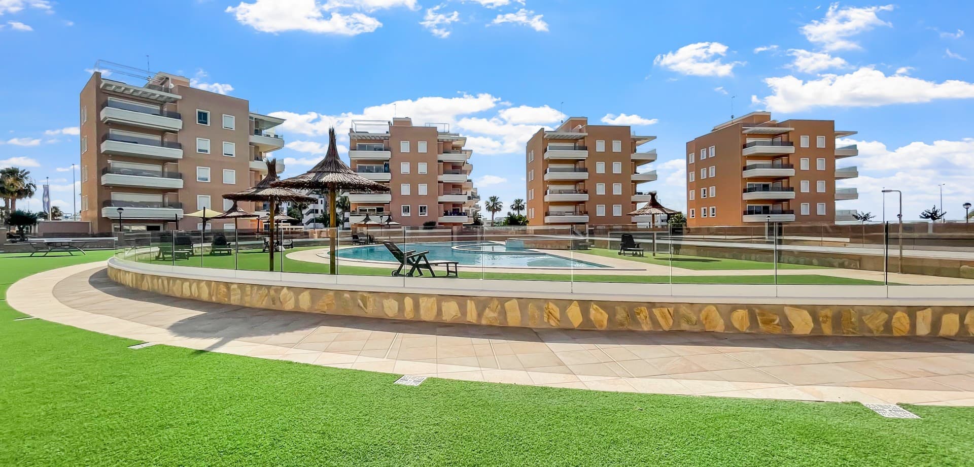 Apartamento Planta Media de 3 dormitorios en Guardamar del Segura