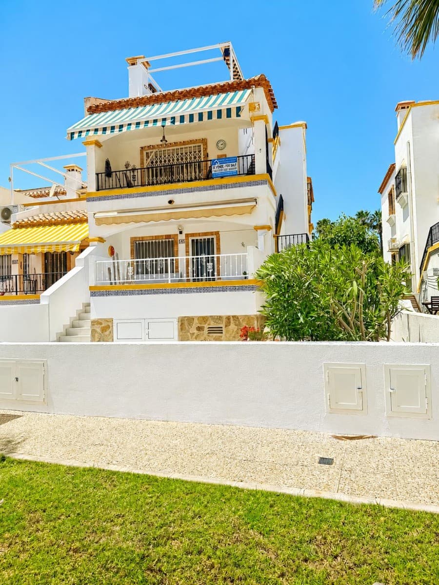 2 bed Middle Floor Apartment in Los Dolses