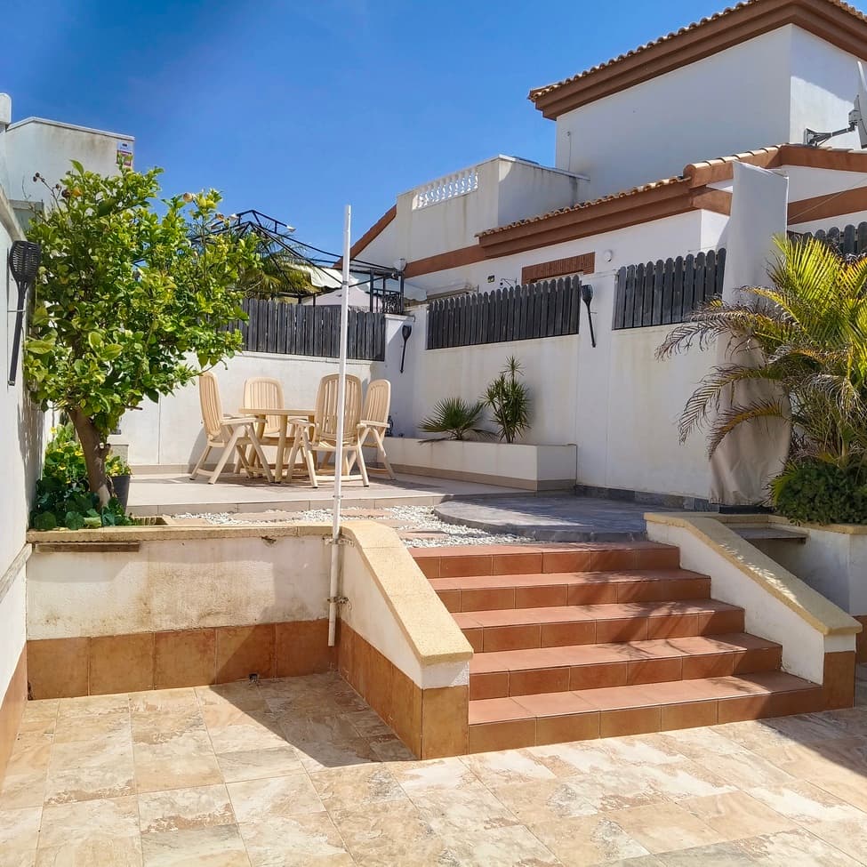 Villa - Chalet de 3 dormitorios en Sucina