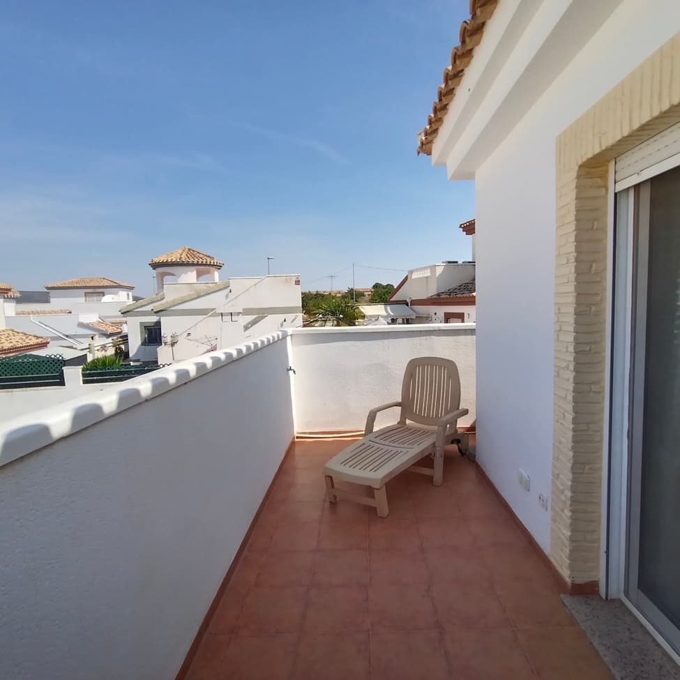 Villa - Chalet de 3 dormitorios en Sucina