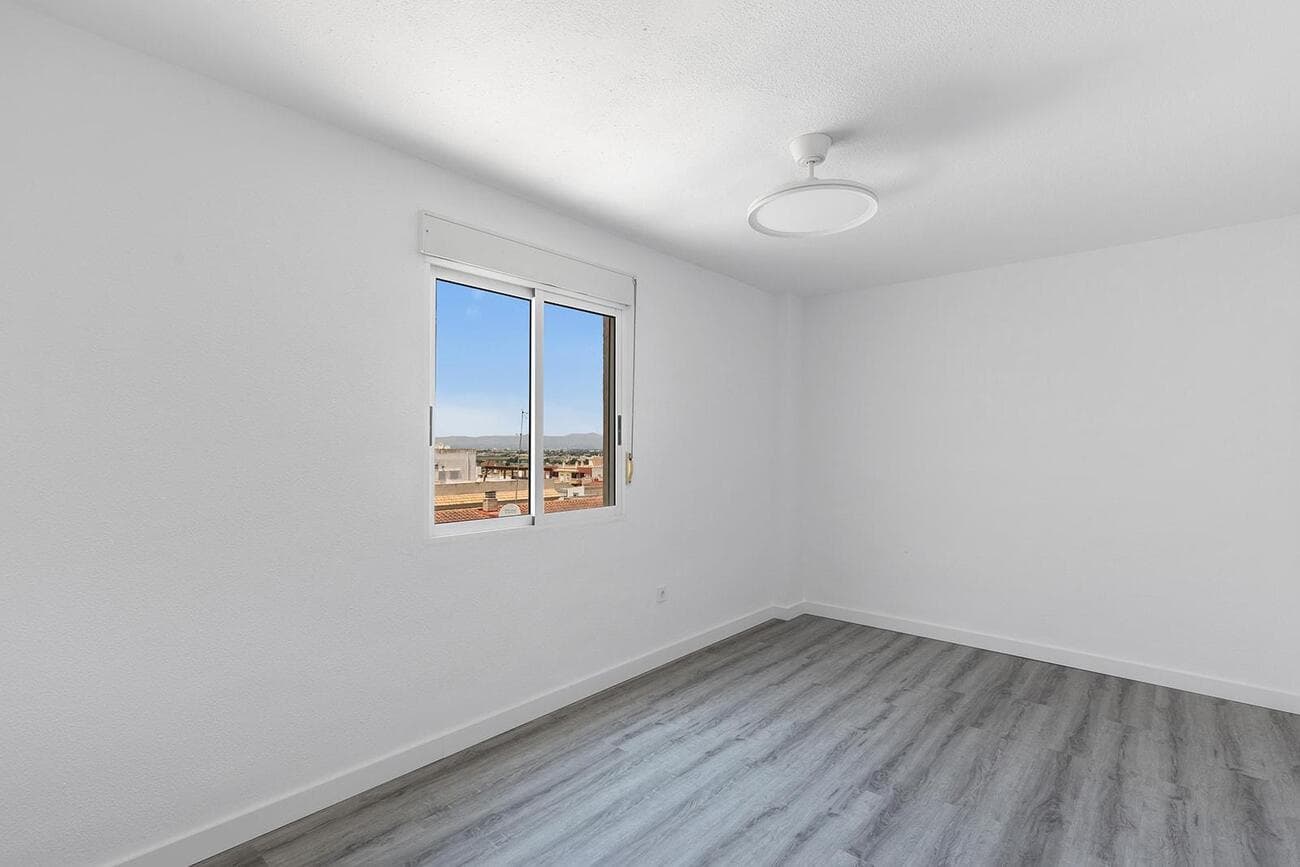 3 bed Middle Floor Apartment in Benijofar