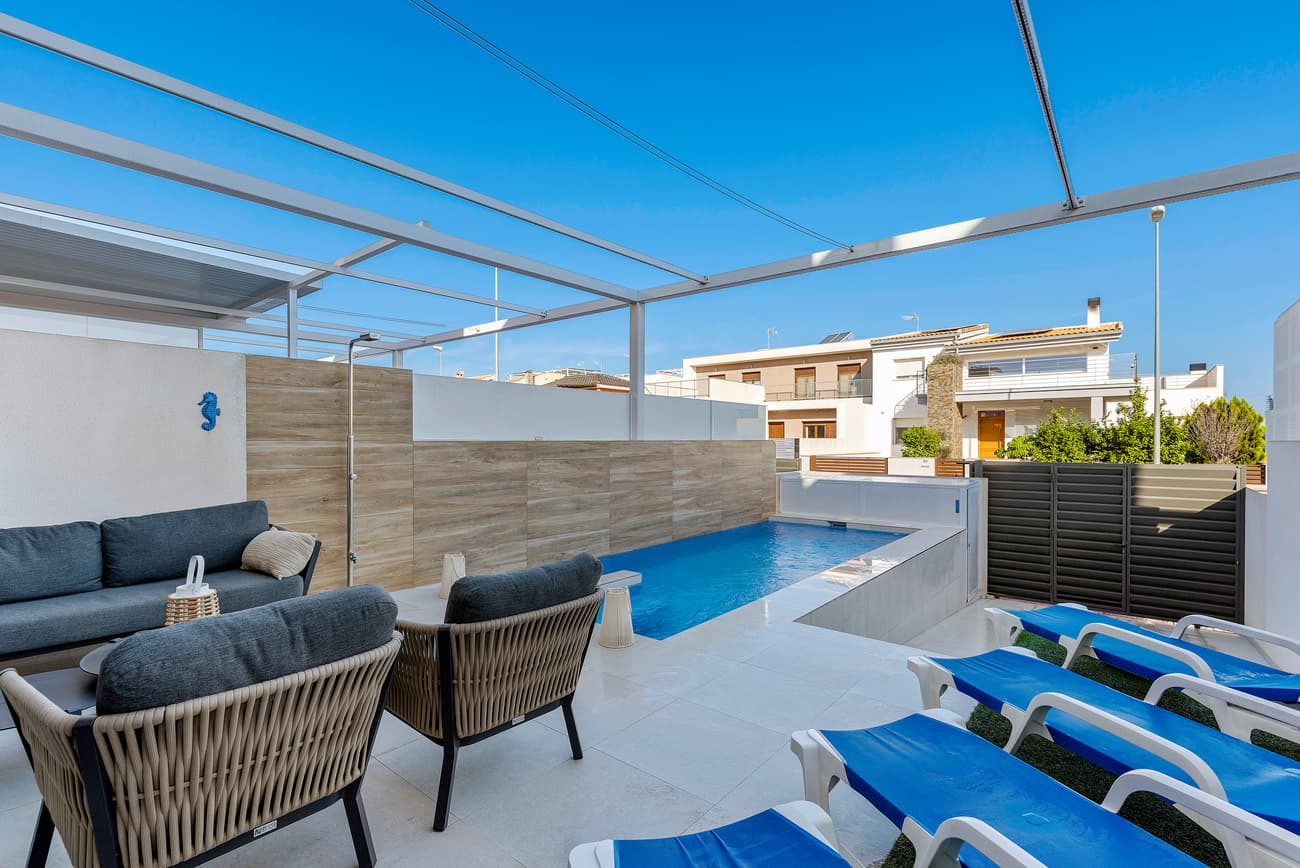 4 bed Semi-Detached House in Rojales