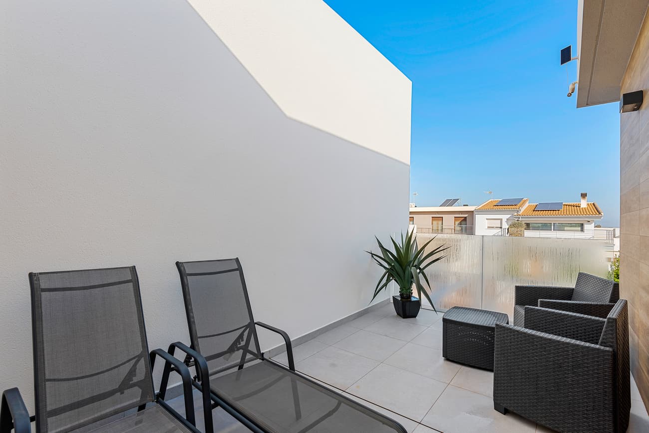 4 bed Semi-Detached House in Rojales
