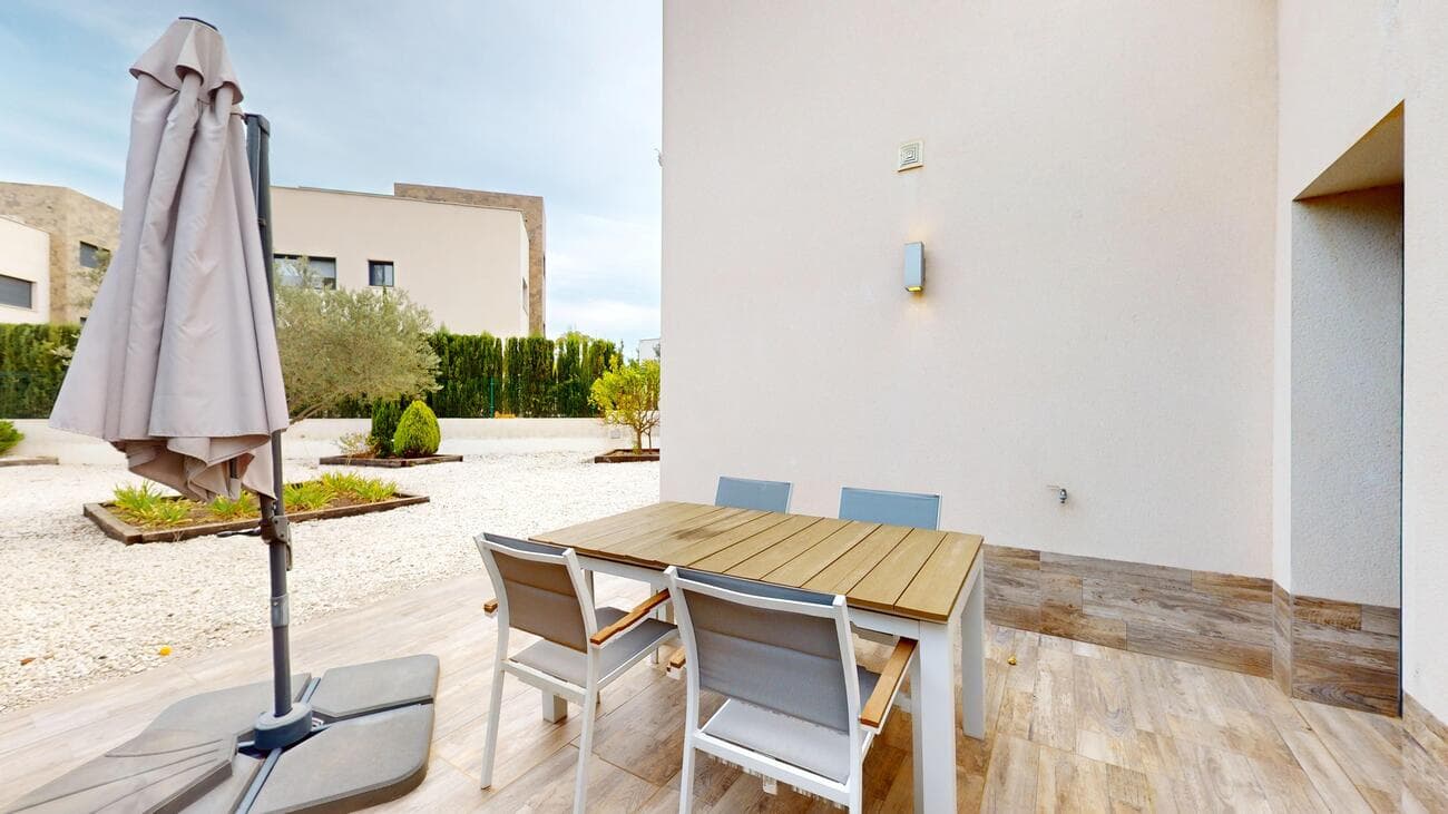 4 bed Detached Villa in Playa Honda