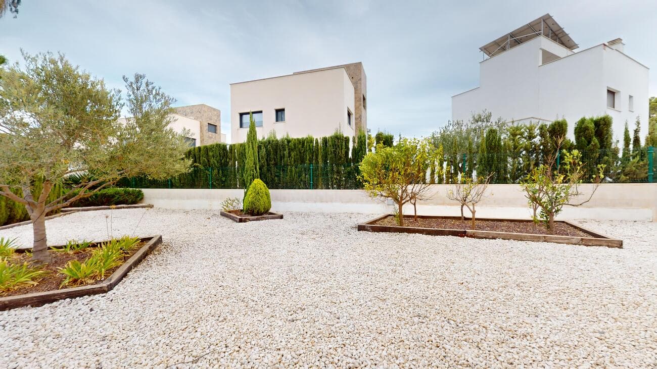 4 bed Detached Villa in Playa Honda