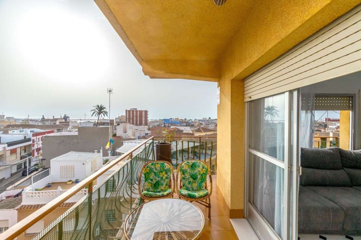 3 bed Middle Floor Apartment in Lo Pagan
