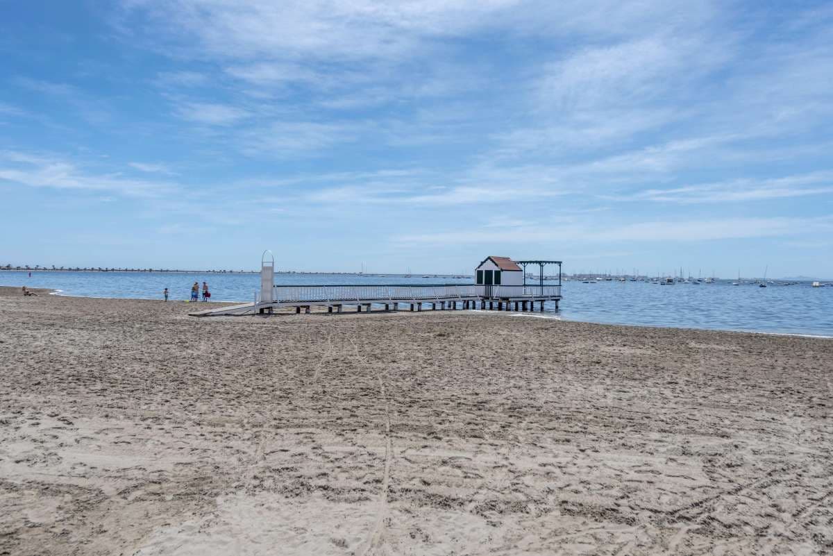 3 bed Middle Floor Apartment in Lo Pagan