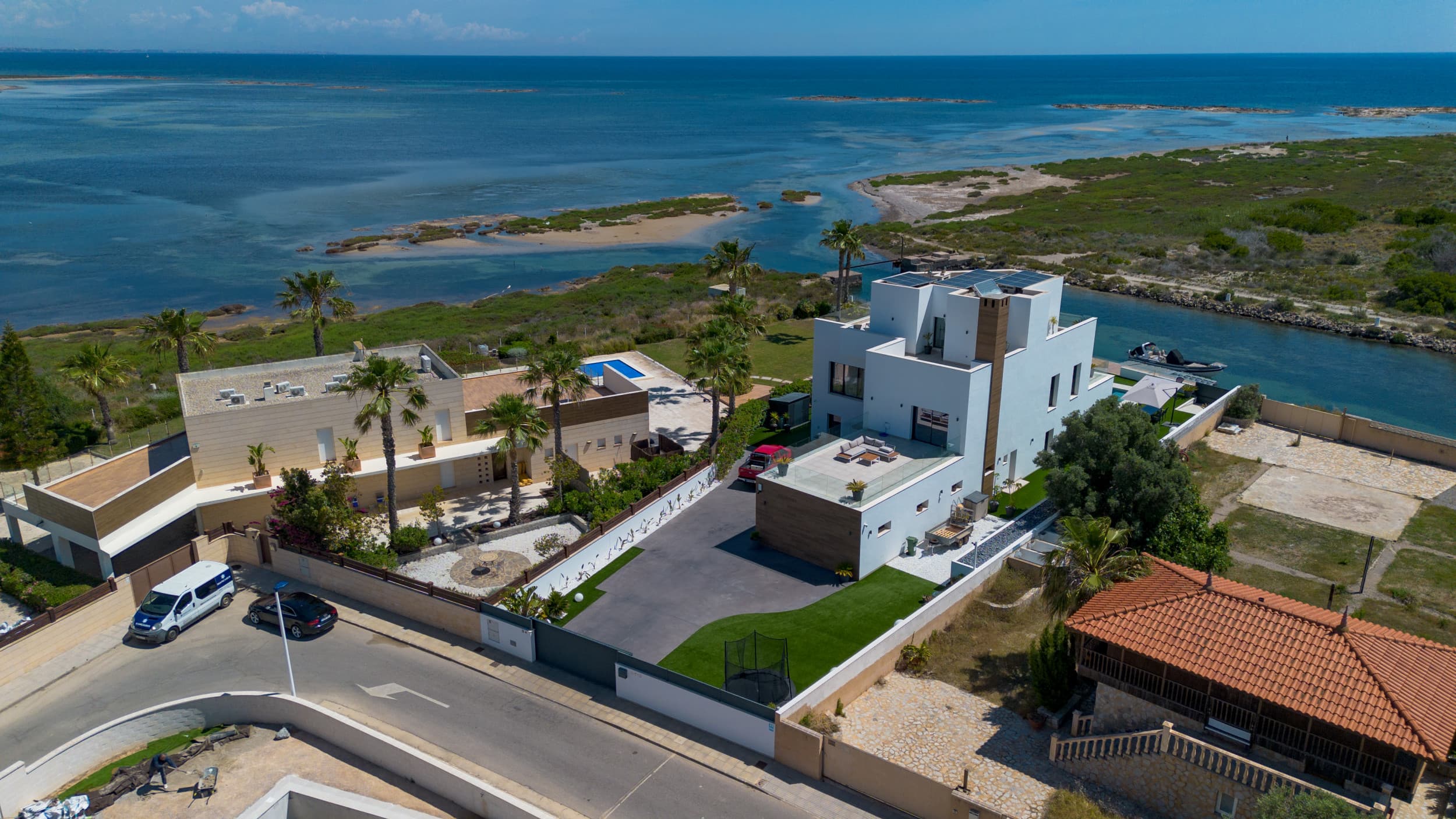 4 bed Detached Villa in La Manga Del Mar Menor
