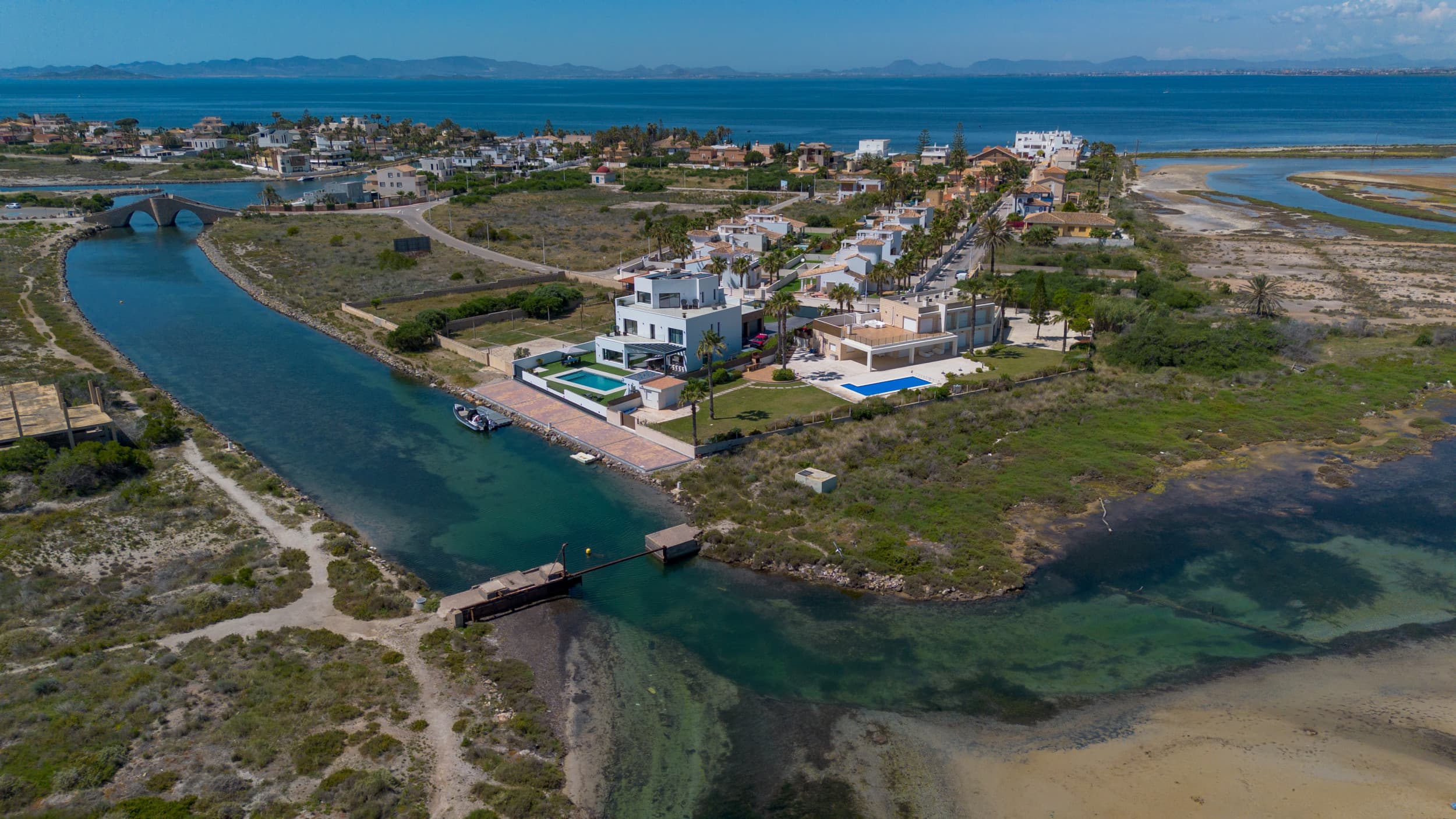 4 bed Detached Villa in La Manga Del Mar Menor